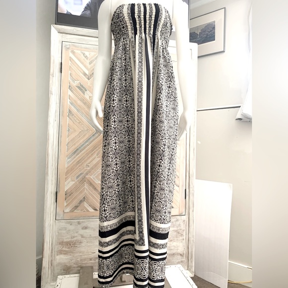 Atmosphere 100% polyester maxi dress. - Picture 1 of 6